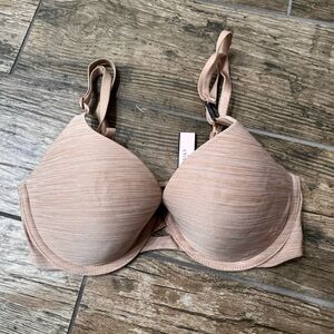 Victoria’s Secret 32C perfect shape bra NWT Nude smooth